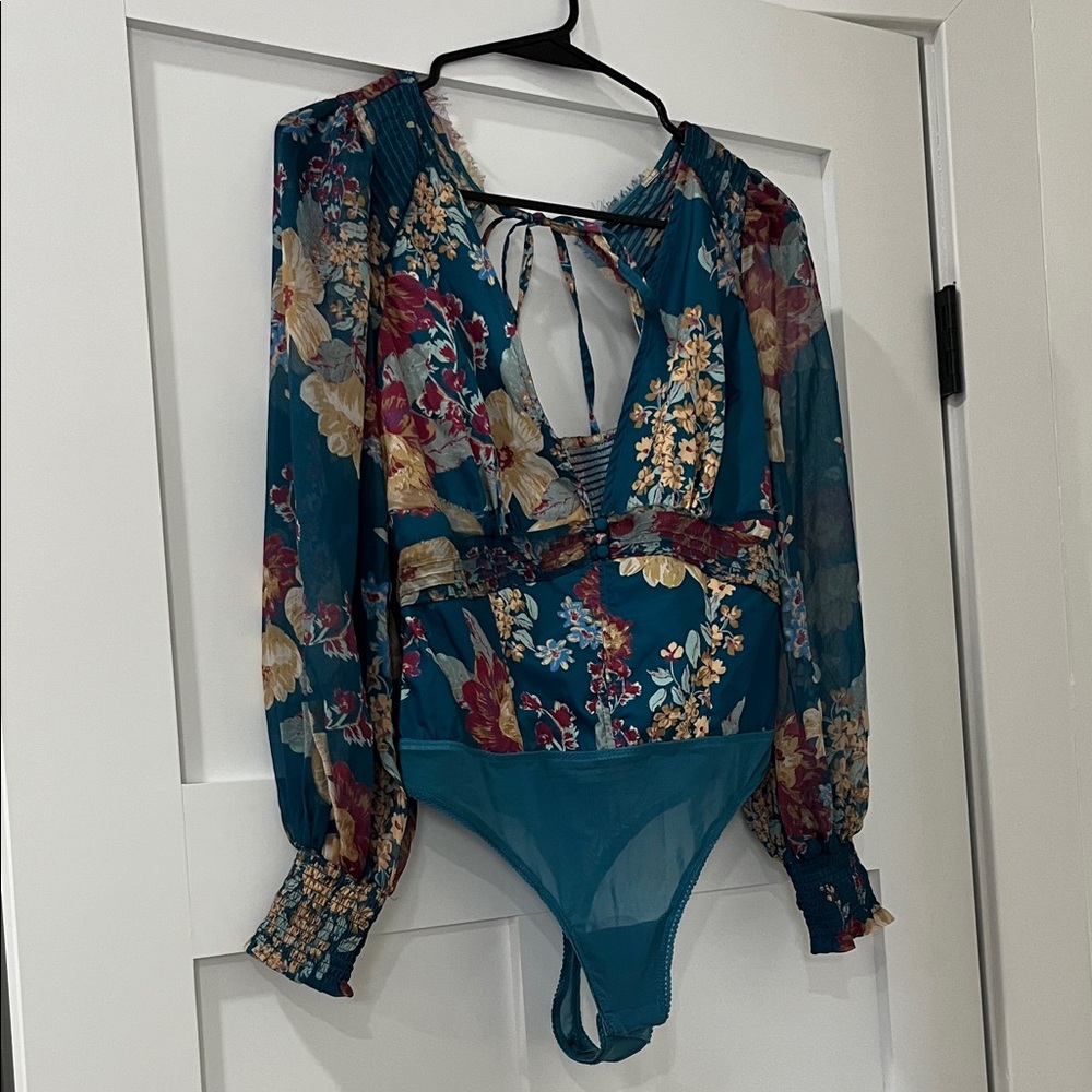 Free People intimately.  XS.  NWT